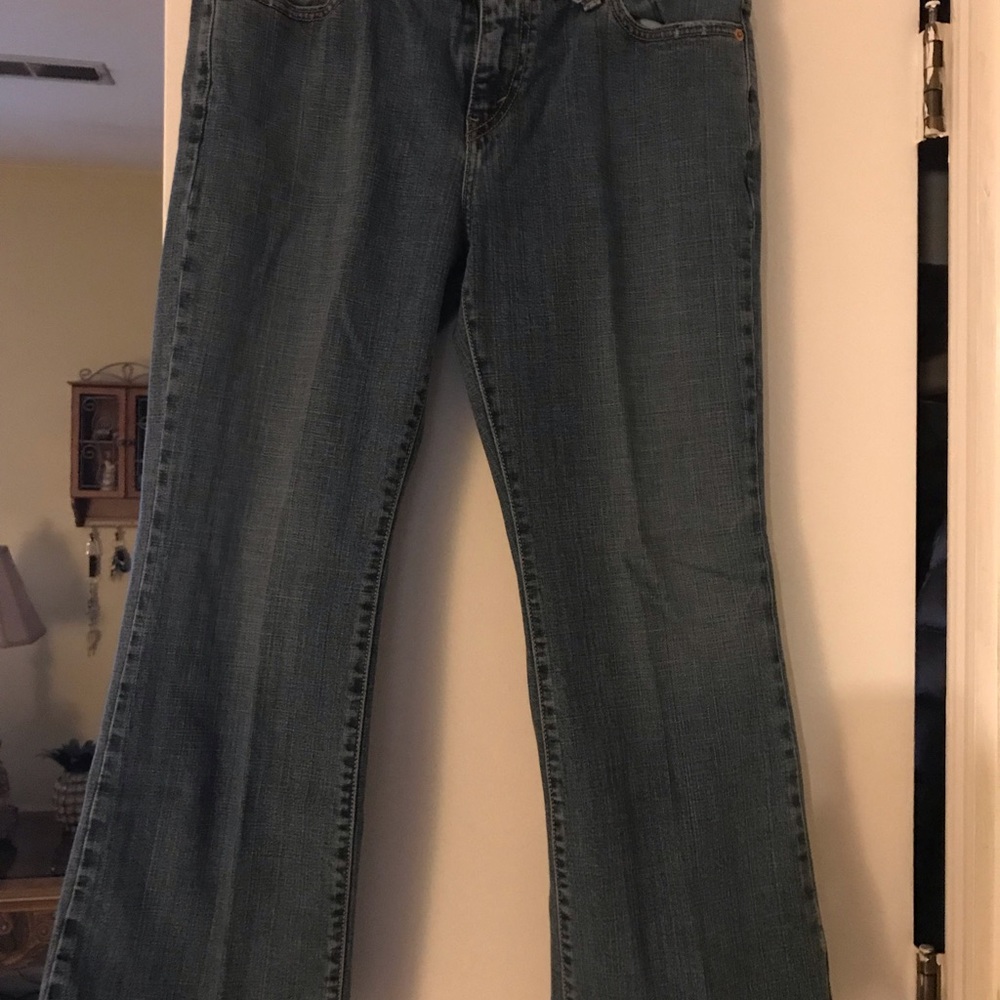 Ladies Levi’s